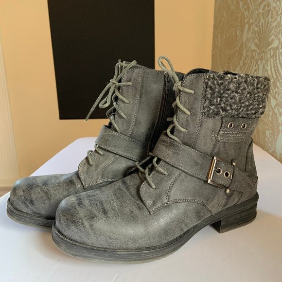 Soft Moc Combat Boot Zip Up Distressed Grey
